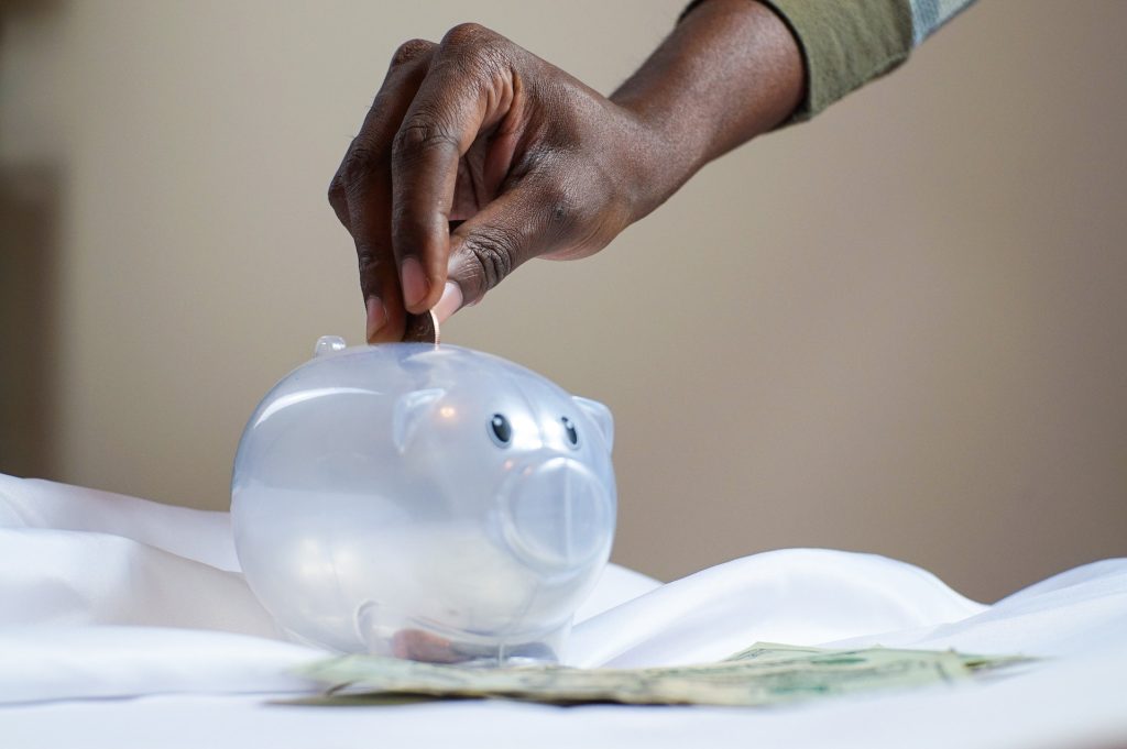 Understanding the Benefits of a Savings Account